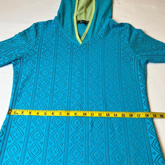Title Nine Cutout Hooded Swim Beach Cover-Up - Picture 5 of 8